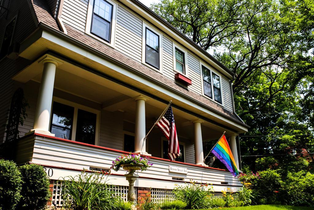Brown Street Inn Bed And Breakfast Iowa City Esterno foto